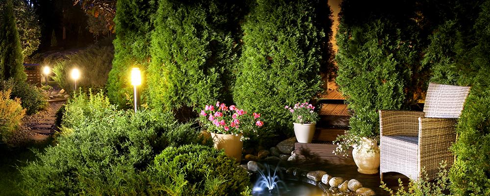 garden-nook-lighting-at-night